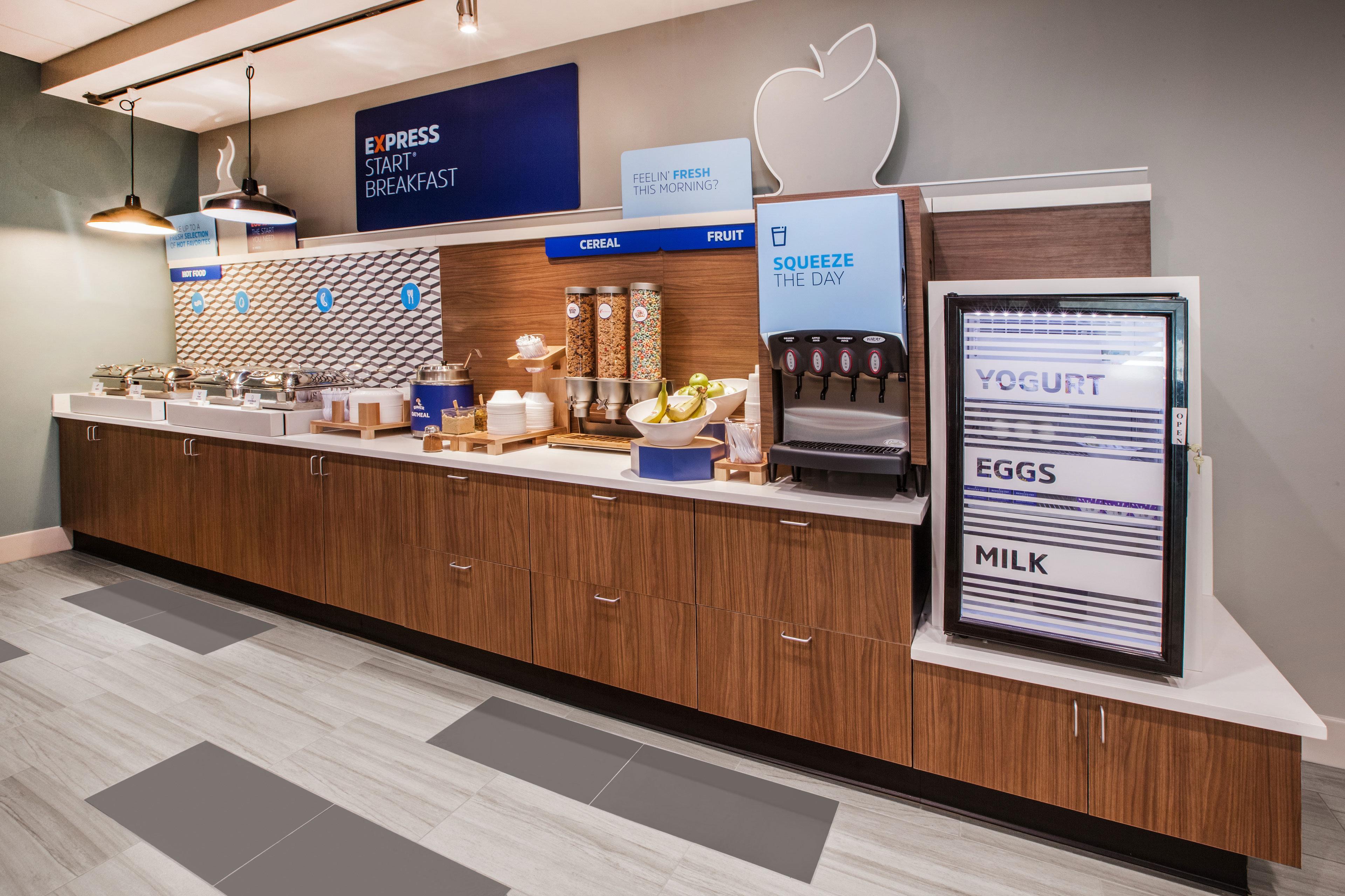 Holiday Inn Express & Suites Denver North - Thornton By Ihg Zewnętrze zdjęcie