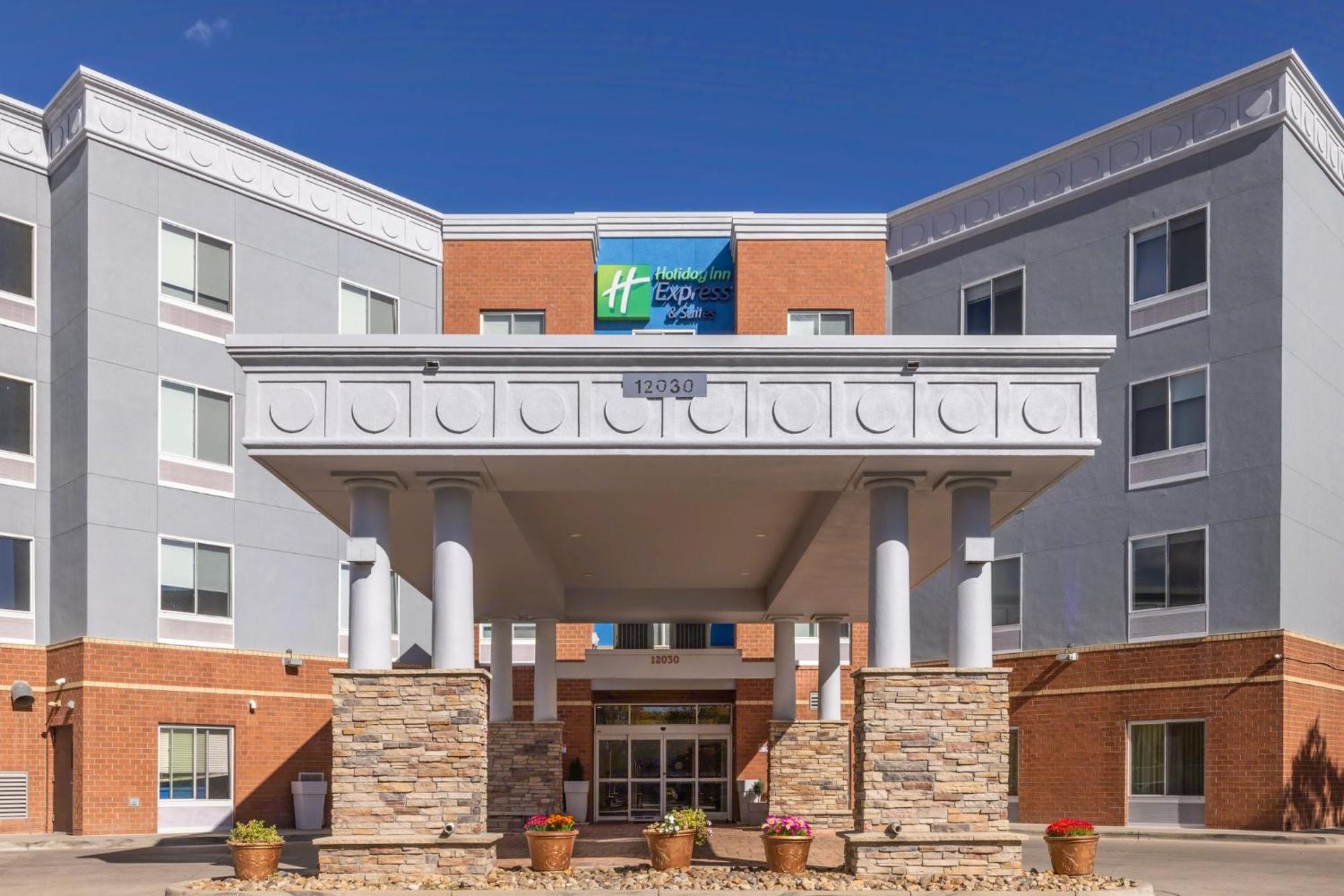 Holiday Inn Express & Suites Denver North - Thornton By Ihg Zewnętrze zdjęcie